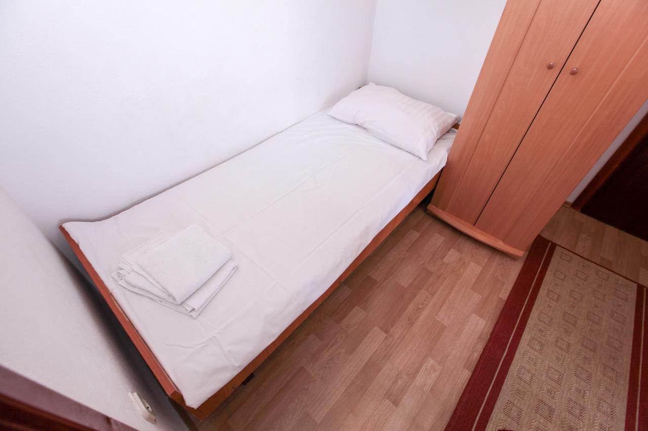 פודאצה Apartments Adna מראה חיצוני תמונה