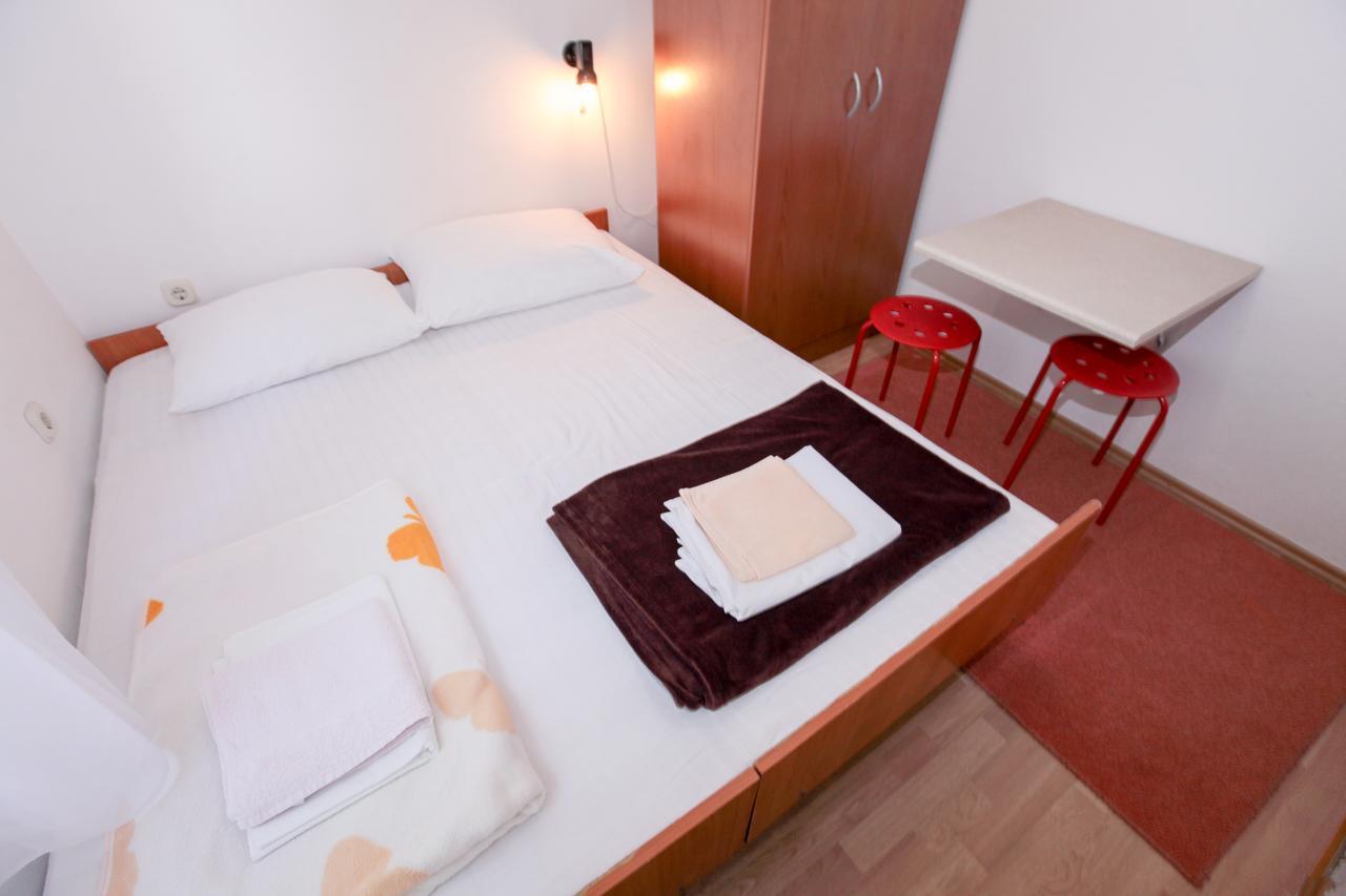 פודאצה Apartments Adna מראה חיצוני תמונה